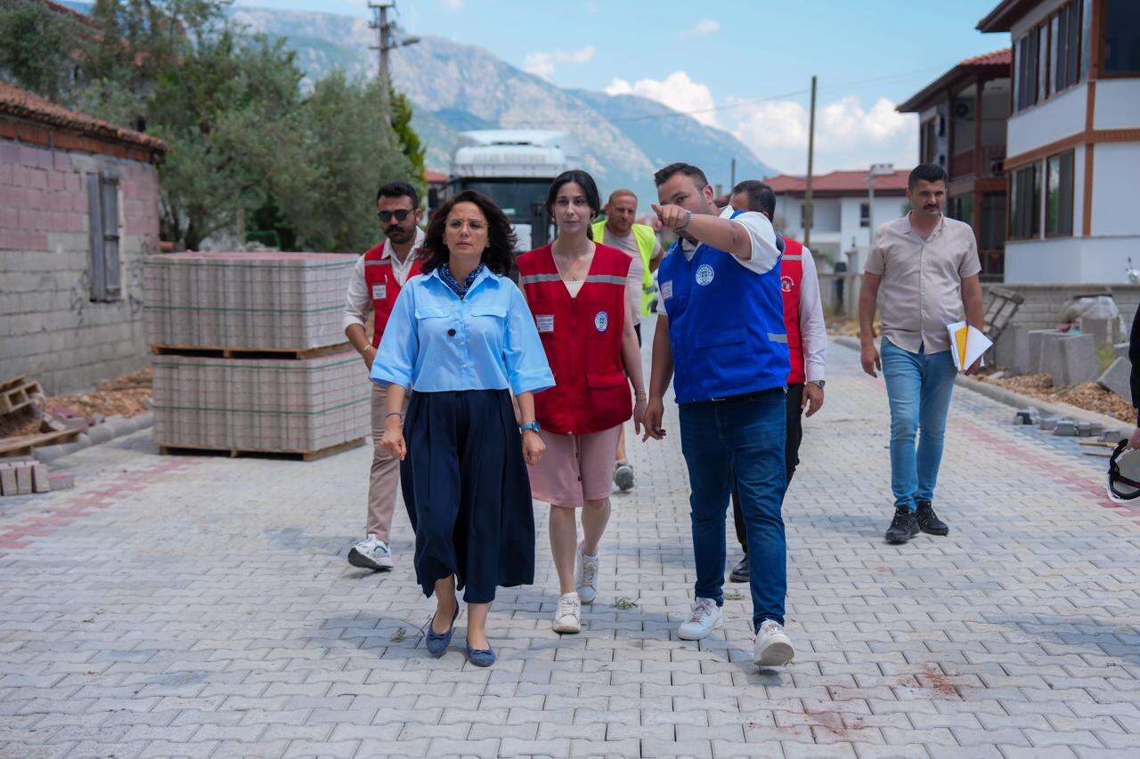 Başkan Köksal Aras, Sahada İnceledi: Menteşe’de Çalışmalar Aralıksız Sürüyor 5